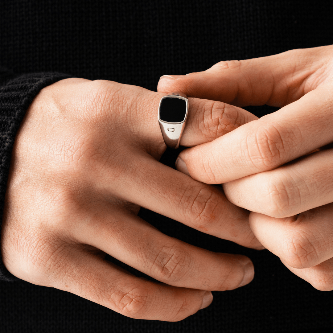 Onyx Vierkante Steen Signet Ring (Zilver)