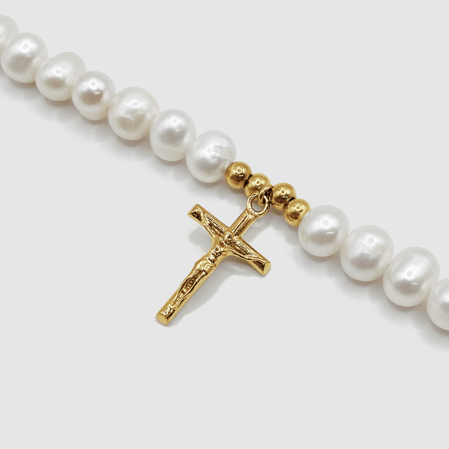 Kruisbeeld Echte Parel Ketting (Goud)