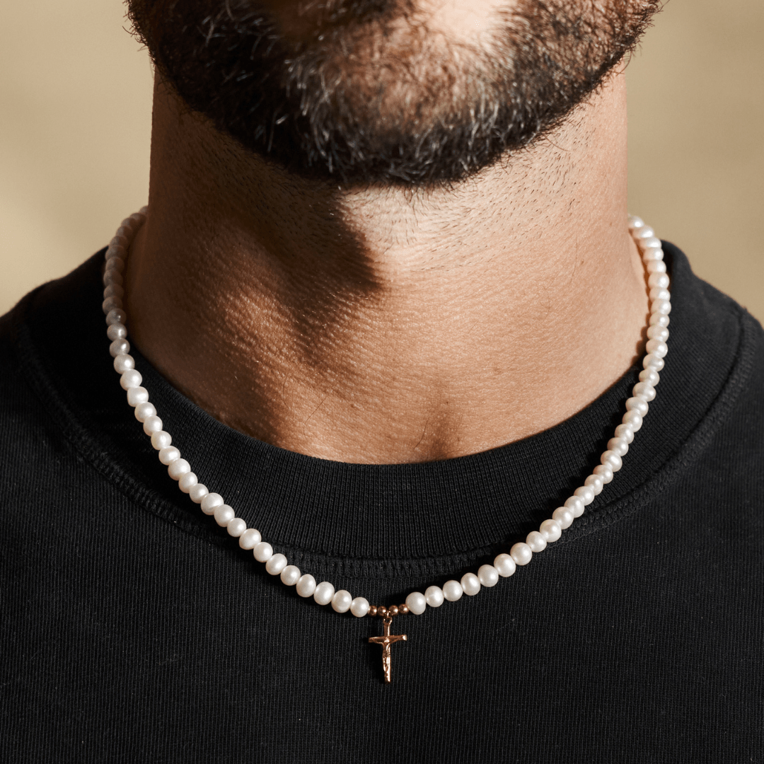Kruisbeeld Echte Parel Ketting (Goud)