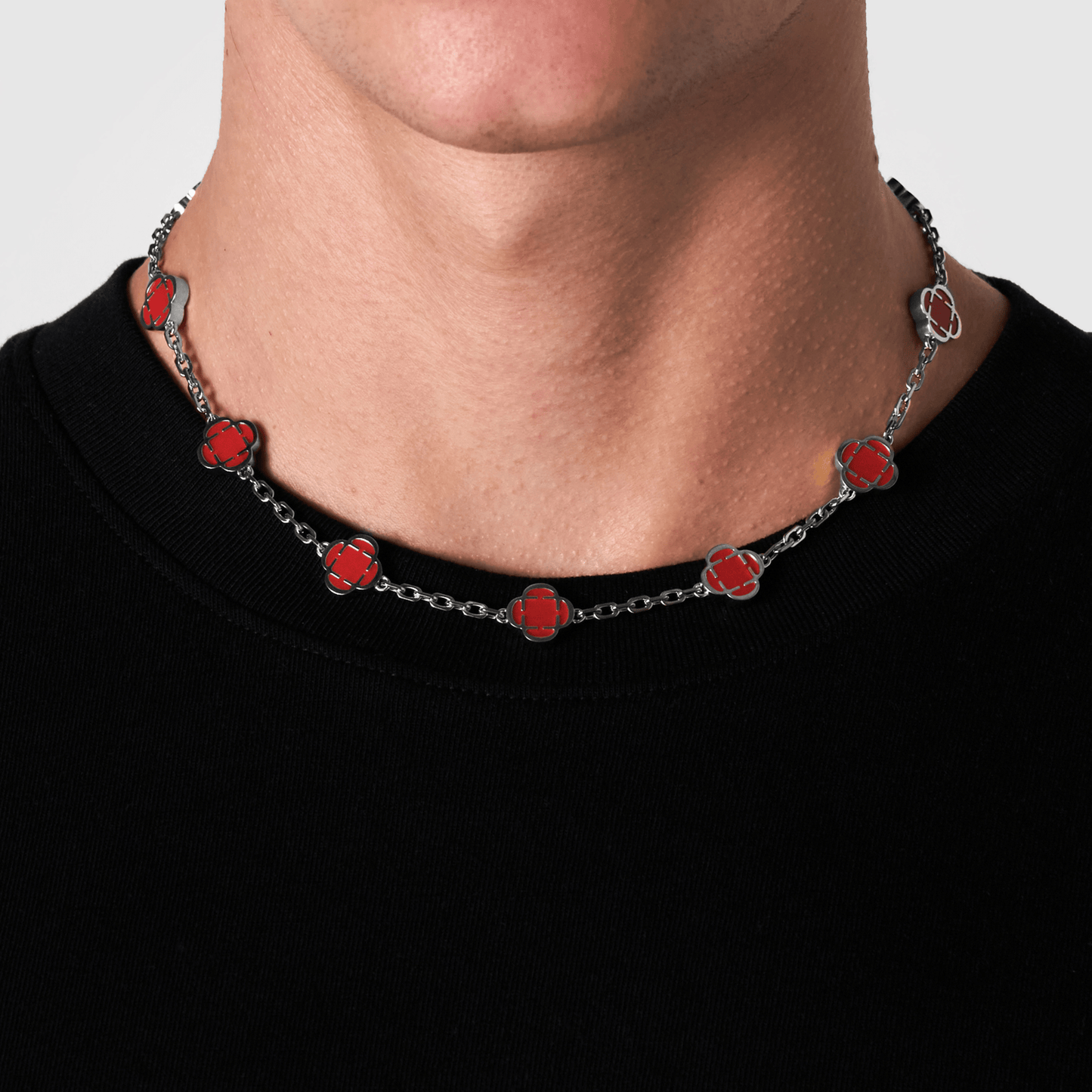 Licht Rode Klaver Steen Ketting (Zilver)
