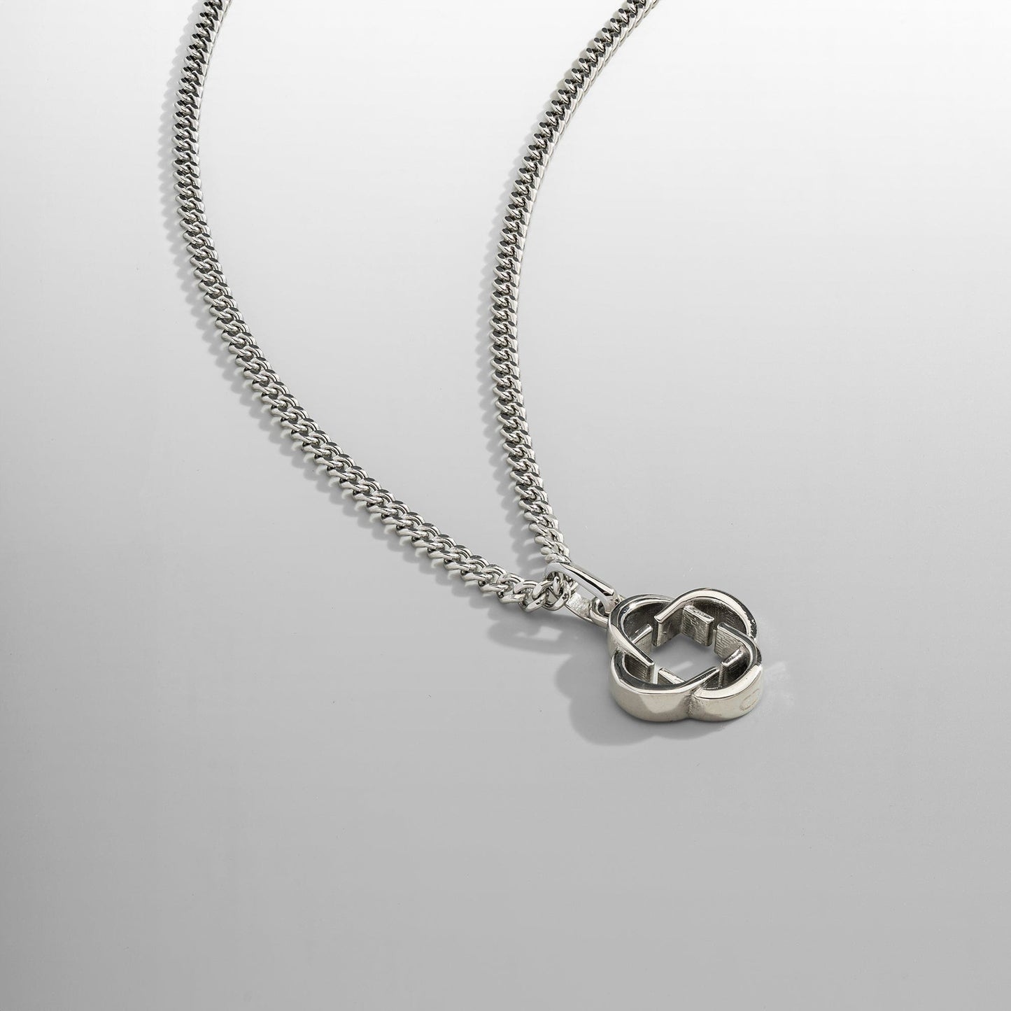 Klover Logo Hanger (Zilver)