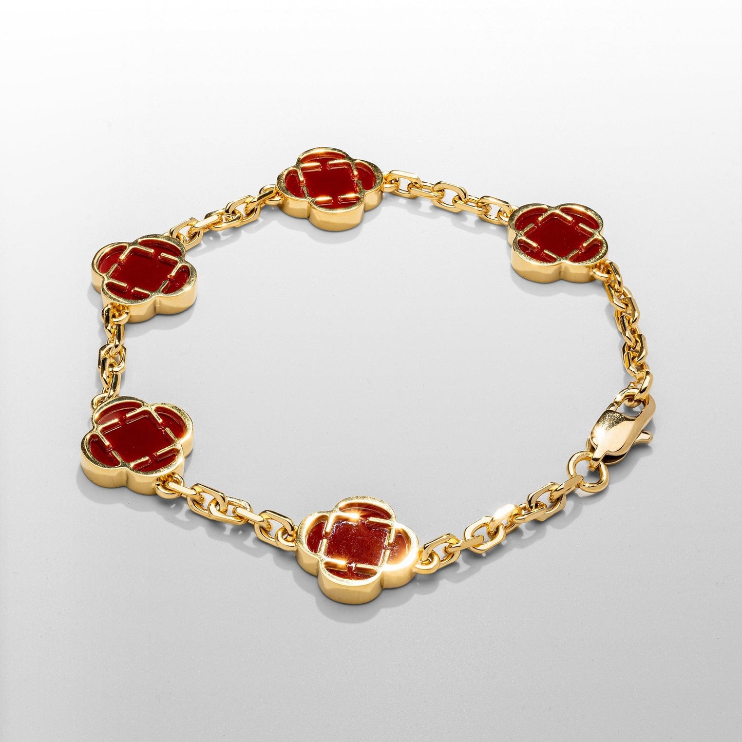 Rode Klaver Steen Armband (Goud)