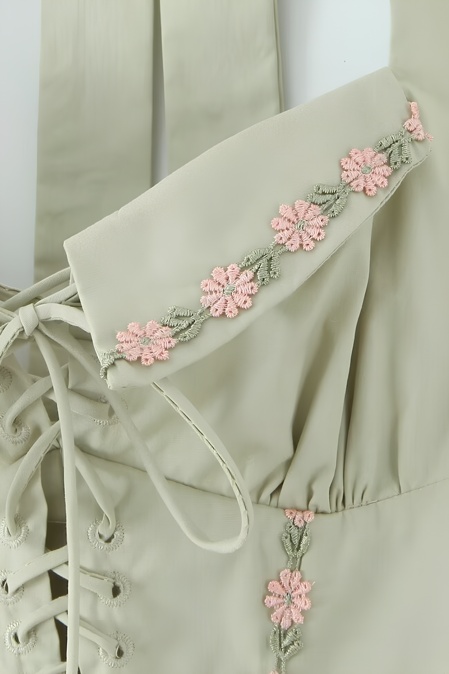 Modelerende Jurk Camélia