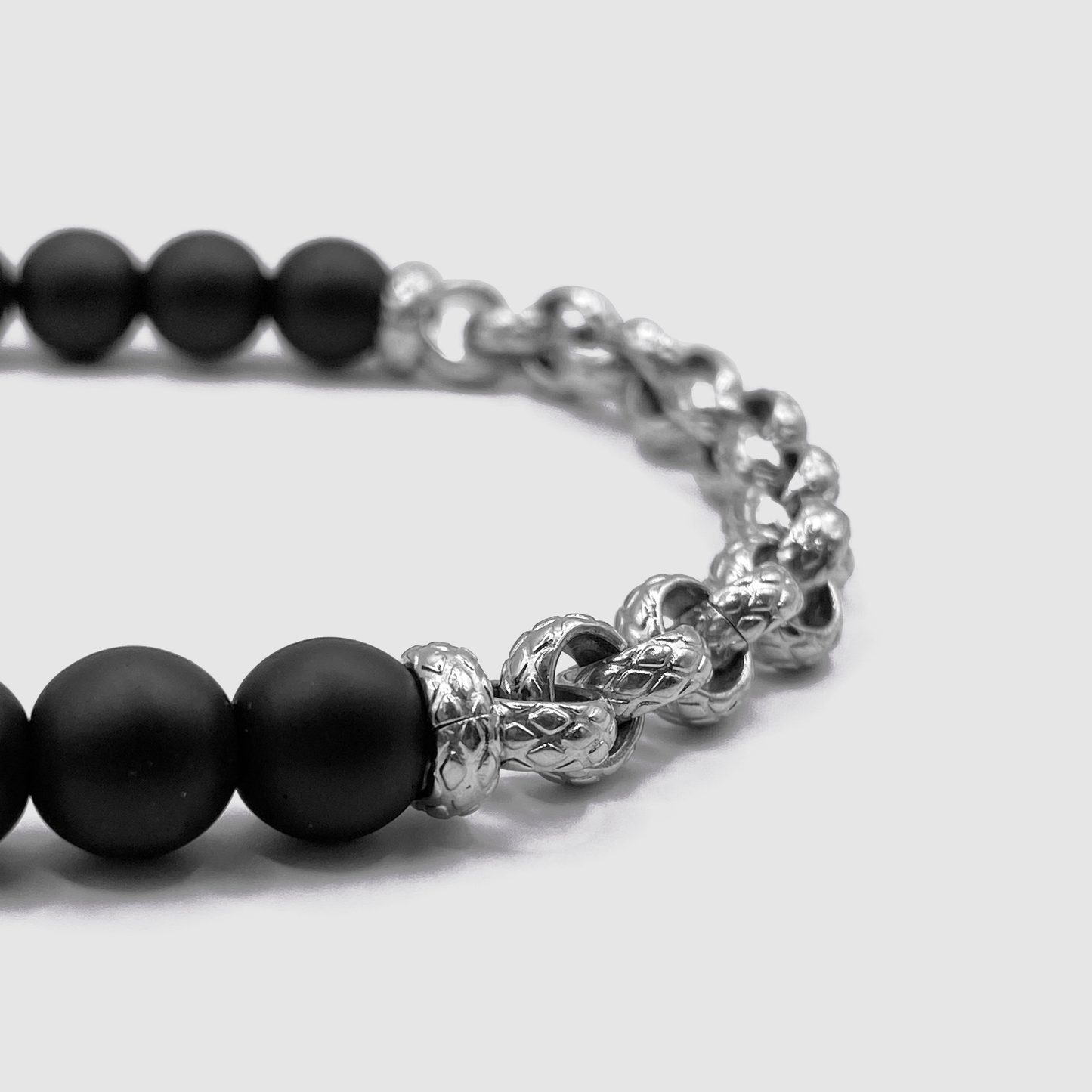 Geketende Kralenarmband (Zilver)