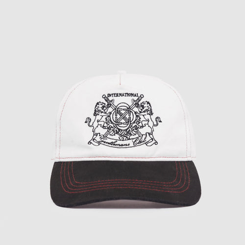 Gentlemen's Club Pet (Wit/Zwart)