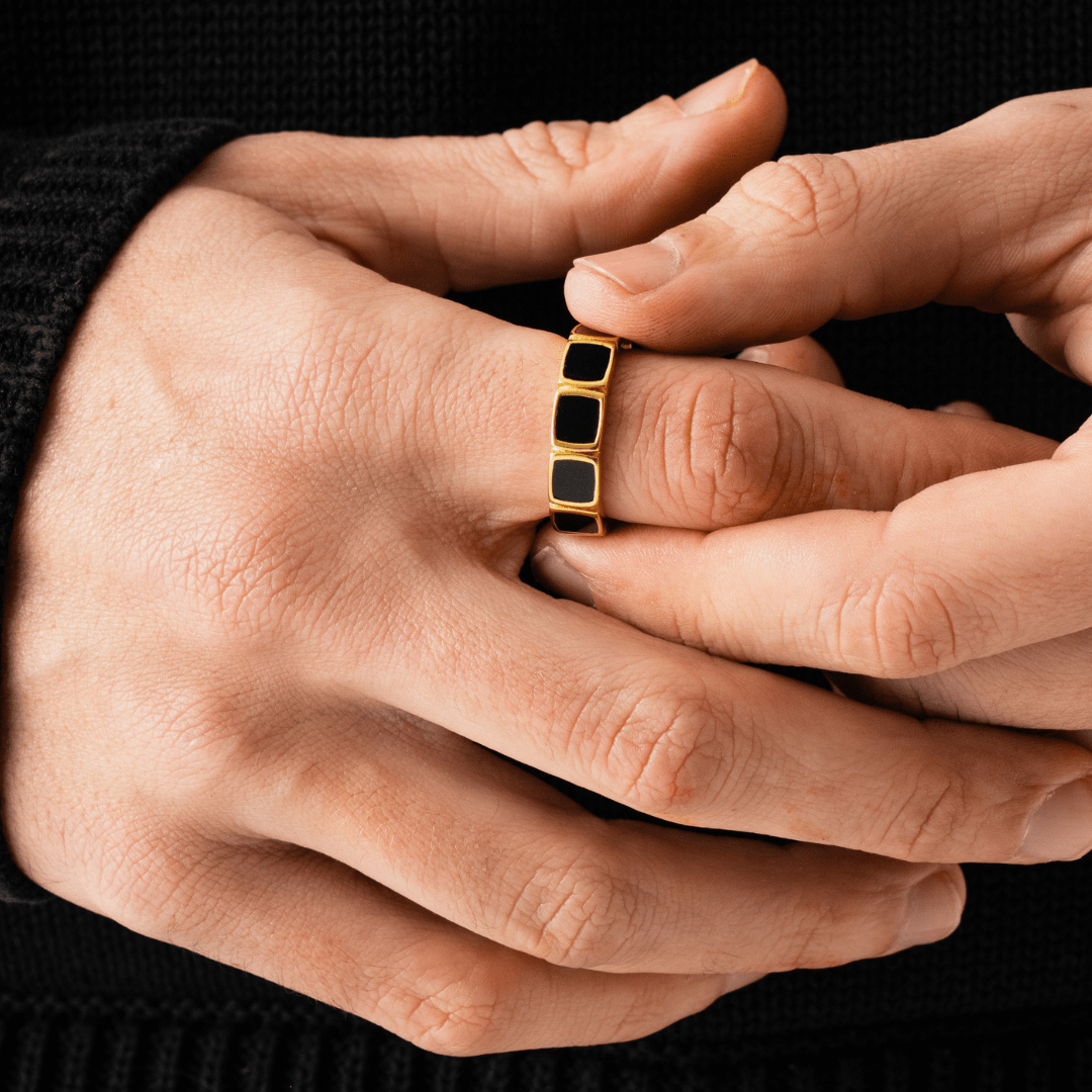 Onyx Steen Band Ring (Goud)