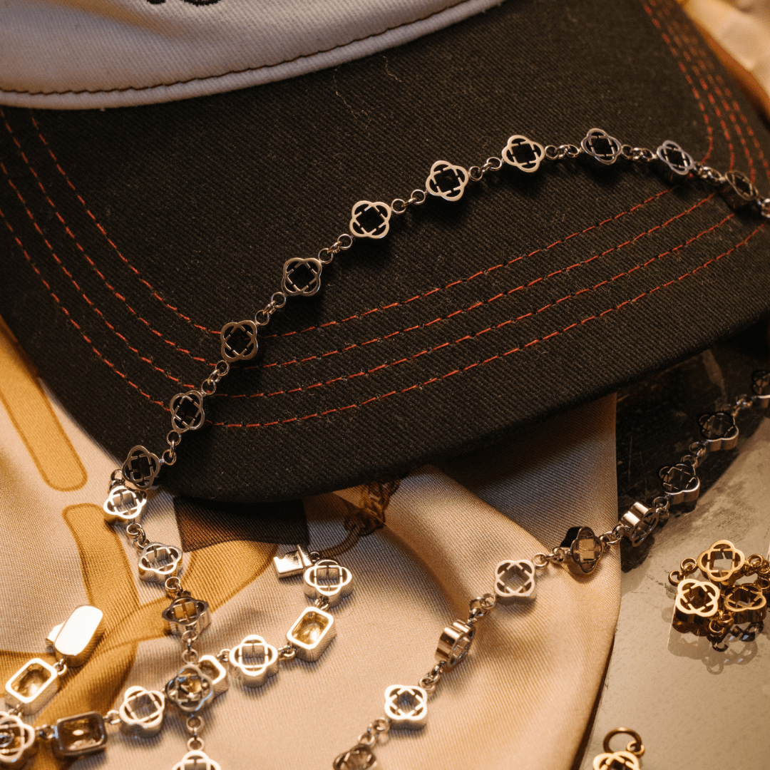 Clover Link Hanger (Zilver)
