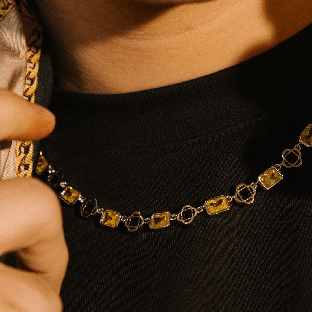 Gele Edelsteen Klaver Ketting (Zilver)