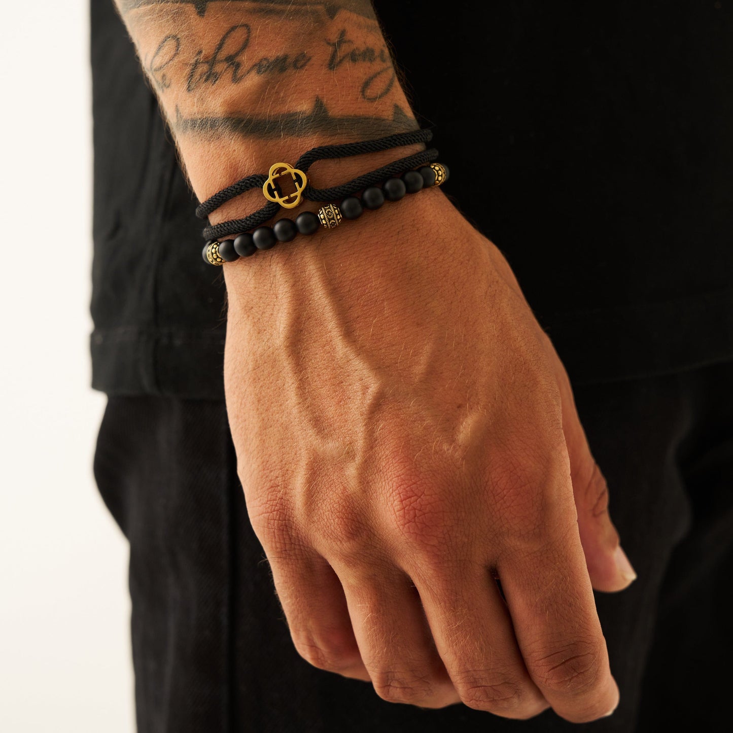 Zwarte Koord Armband (Goud)