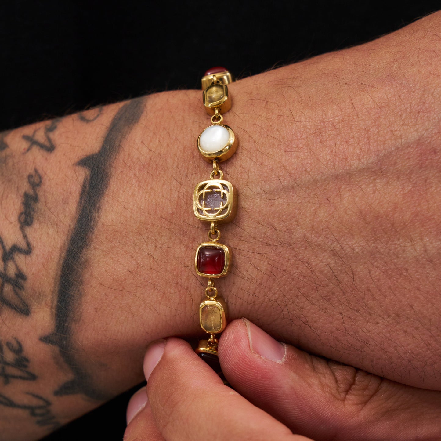 Rode Kristallen Edelsteen Armband (Goud)