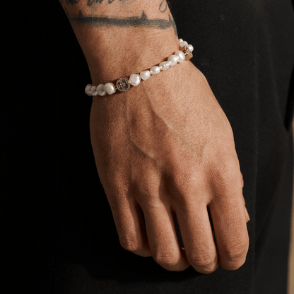 Iced Smiley Echte Parel Armband (Goud)