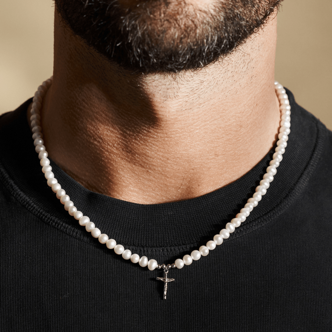 Kruisbeeld Echte Parel Ketting (Zilver)
