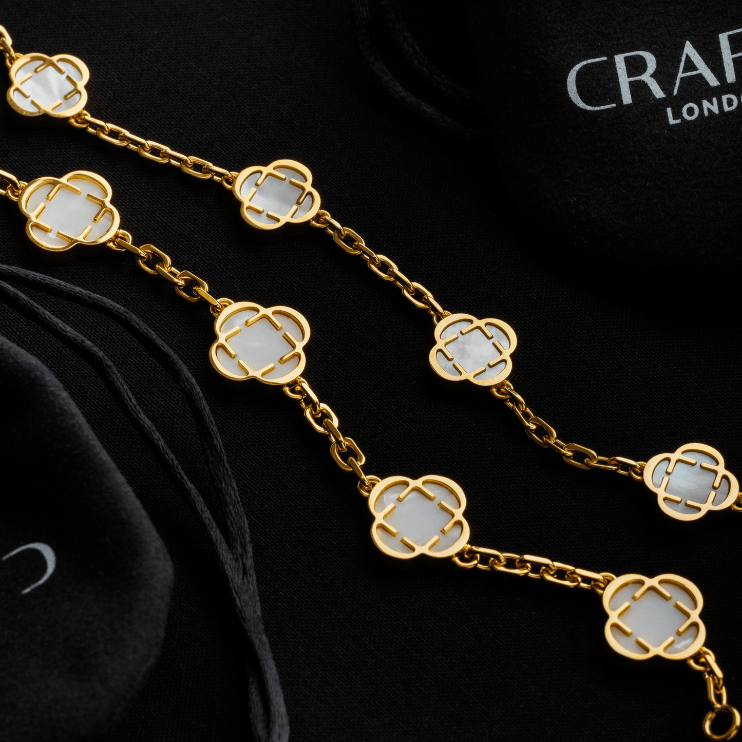 Witte Klaver Steen Ketting (Goud)