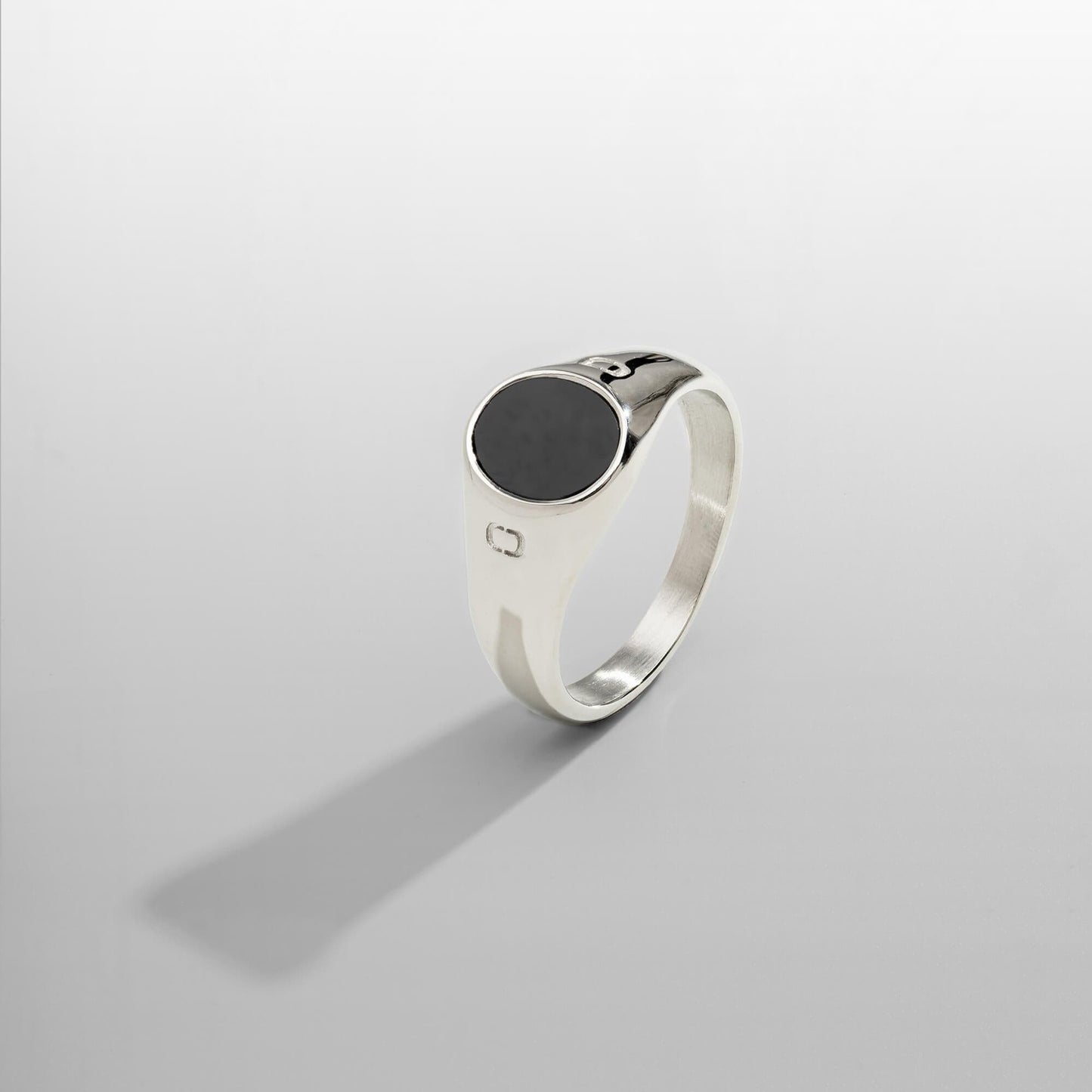 Onyx Ovale Steen Signet Ring (Zilver)